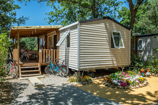 Camping 3 étoiles à Grignan en Drôme Provençale