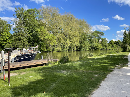 Le camping le Lido est idéalement situé en Ile de France dans le département de la Seine et Marne (77)