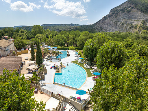 Profitez de vacances inoubliables dans notre camping en Ardèche : parc aquatique