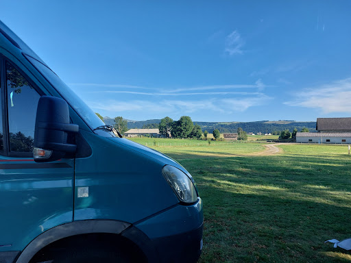 5 g?tes au domaine de lavaux ? saint-sauves d'auvergne dans le puy de dome