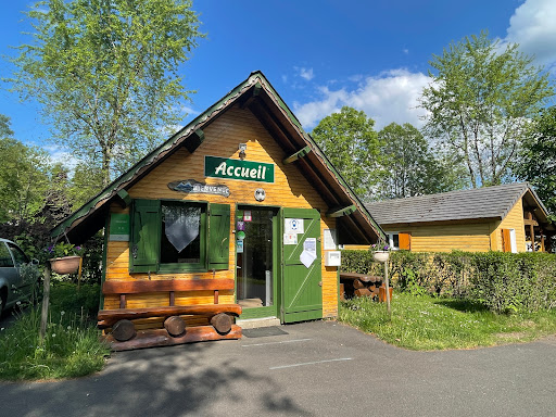 Découvrez un camping en pleine nature à Murat le Quaire au coeur du massif du Sancy dans le Puy de Dôme 63 : Emplacement