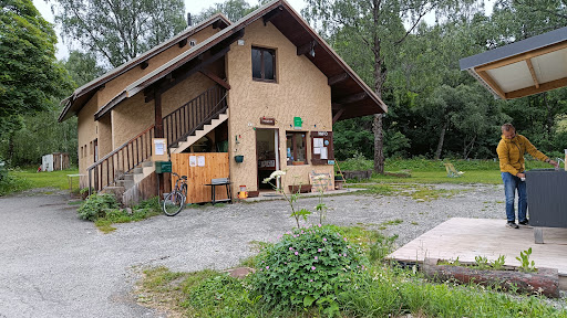 Ce camping de montagne classé 2* vous accueille du 15 mai au 15 octobre pour un séjour familial de pleine nature