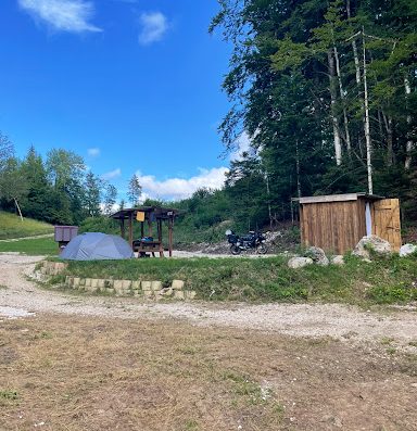 Emplacement N° 2 insolite dans le Jura