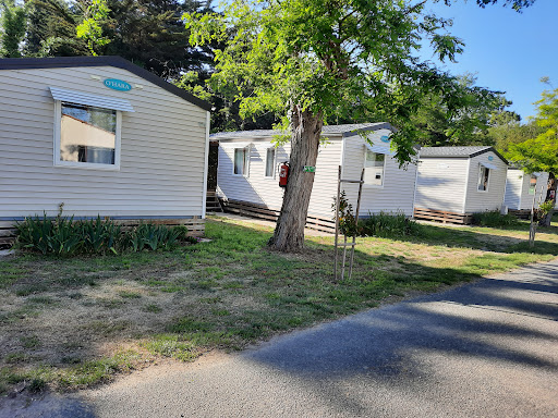 Camping le moins cher d l'île d'Oléron. Il est à 1km de la mer