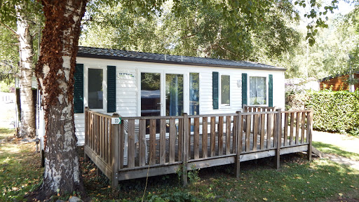 Camping nature 3 étoiles avec piscine chauffée en Haute Garonne