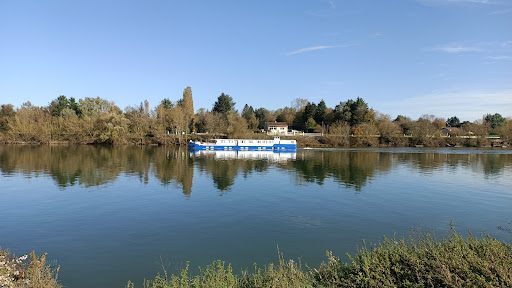 Verdun-sur-le-Doubs est une commune française située dans le département de Saône-et-Loire en région Bourgogne-Franche-Comté.