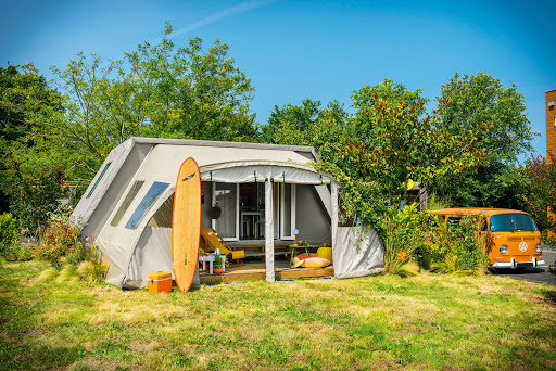 Camping Les Vergers Plancoët (Côtes d'Armor). Emplacement tente