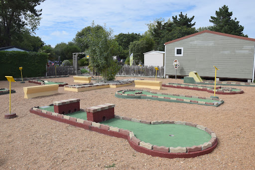 Réservez vos vacances à Brétignolles sur Mer en Vendée au camping Chadotel La Trévillière. Location mobil-homes et emplacement.