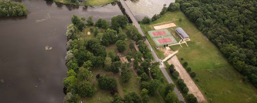 Le camping de la commune de Preuilly.