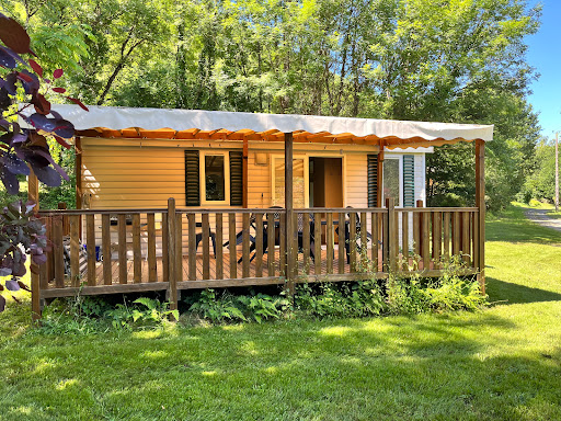 Camping Tarn 3 étoiles en bord de rivière proche Aveyron vous propose des mobil-home