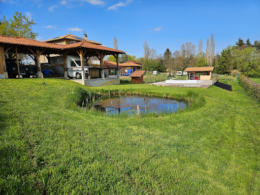 Découvrez notre camping éco-responsable dans l'ouest lyonnais