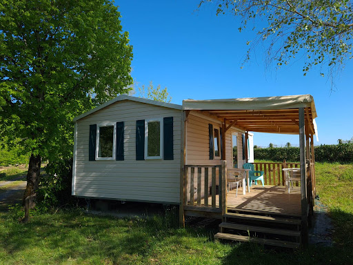 Camping des Alouettes près de Limoges avec WiFi et piscine chauffée