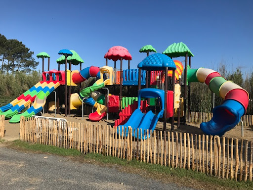 Notre camping à 2 pas de Saint Gilles Croix de Vie en Vendée (85) vous accueille tout au long de l'année