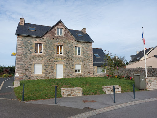 Bienvenue sur le site de la mairie de Plurien en Côtes d'Armor. Une ville située entre St Brieuc et St Malo