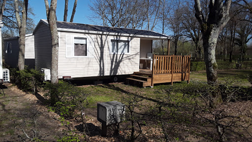 Camping Bourges - Campo'Village est un camping à Vierzon