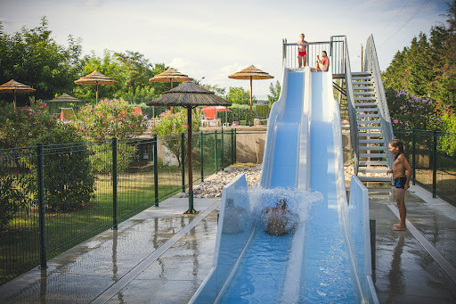 le Camping Beau Rivage ardèche vous souhaite la bienvenue