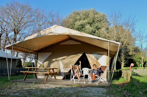 Le camping le dauphin est un camping traditionnel