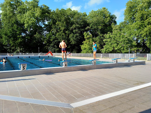 des lacs et de nombreuses activités pour des vacances reposantes en famille ou entre amis.