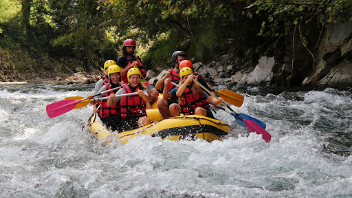 Découvrez toutes nos activités de rafting Pau