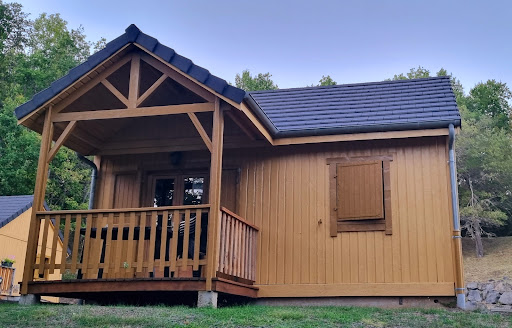 Présentation du camping la prade à neussargues dans le cantal