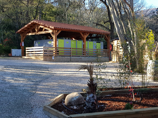 Bienvenue à Argelès sur Mer dans les Pyrénées Orientales au camping Le Rancho. Vous aimez la mer mais aussi la montagne ? Vous souhaitez partir en vacances camping proche de l'Espagne ? Venez !