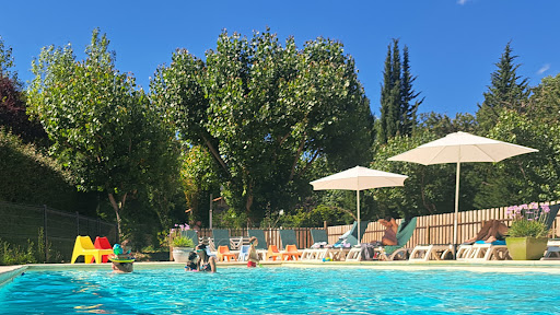 Camping Buis-les-Baronnies - Le Domaine de l'Ecluse est un camping à taille humaine