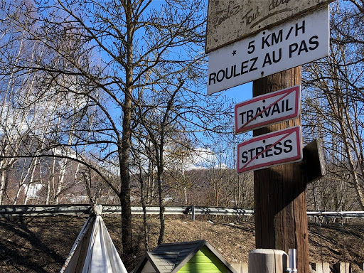 Les Sittelles - Réservez dès maintenant vos vacances dans notre camping des Hautes-Alpes : emplacements pour tente et caravane dans un cadre naturel de haute montagne !