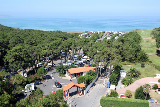 Le camping Pavillon Royal bénéficie d’un cadre naturel d’exception