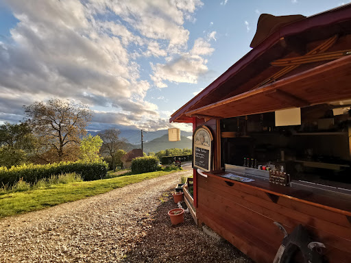 Le Camping du buisson est situer au cœur des Alpes