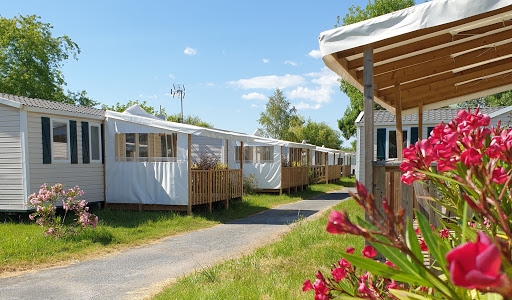 Camping Les Catalpas de Royan à Saint-Georges-de-Didonne en Poitou-Charentes. Camping avec piscine et club enfants