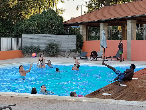 Sommières et des plages de camargues. Piscine