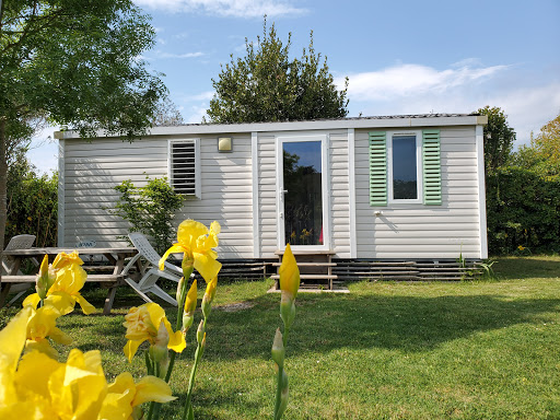 Le Camping du Bois Henri IV sur l'Île de Ré