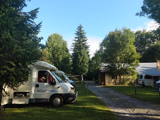 camping dans les alpes de haute provence ouvert toute l'annee