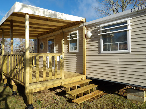 Camping trois étoiles au confluent Dordogne/Vézère mobil homes