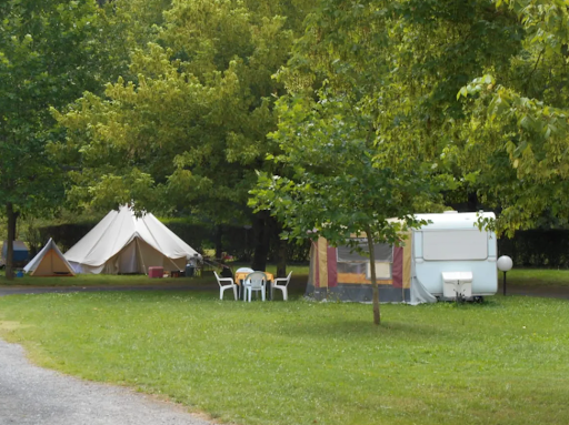 Ce camping municipal en sud aveyron (12) à Plaisance