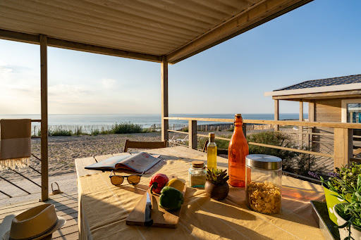 Profitez de vos vacances au camping Soulac Plage à Soulac-sur-Mer et détendez-vous en famille dans ce camping de Gironde