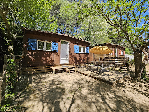 Camping dans les Gorges de l'Ardèche près de Vallon Pont d'Arc