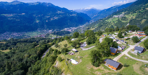 Le Camping Le Bioley est situé à La Côte d'Aime