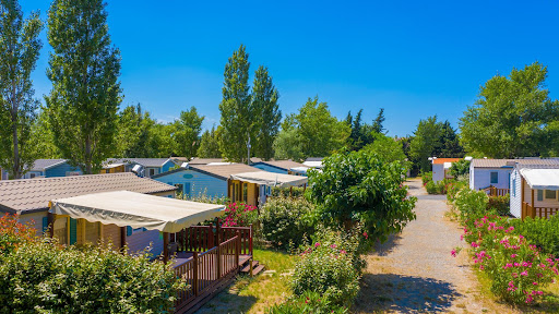 Camping Ensoya à Sigean dans l'Aude. Camping à proximité dela Réserve Africaine de Sigean et de la mer Méditerranée. Tarifs & Réservation.