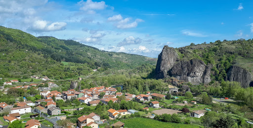 Bienvenue sur le site du camping de la vallée du Haut-Allier Les Escargots Bleus - 43300 Prades