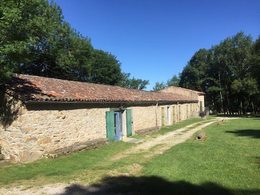 Situé sur les hauteurs du Lac de St Férréol (Revel