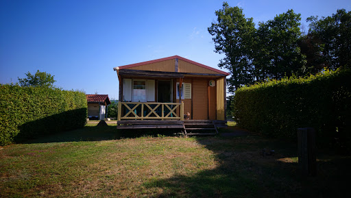 Location et vente de chalets en pleine campagne