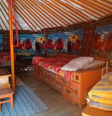 en Haute-Marne au sud de Langres et sur le parcours de la Voie Verte. Le Camping de la Croix d'Arles pour vos séjours loisirs et détente en pleine nature.