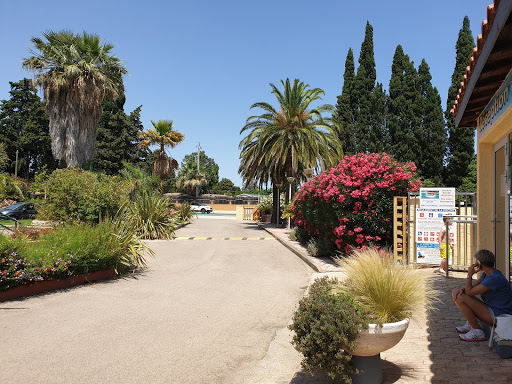 Joli Camping Trois étoiles à Argelès sur mer avec Piscine et proche de la mer