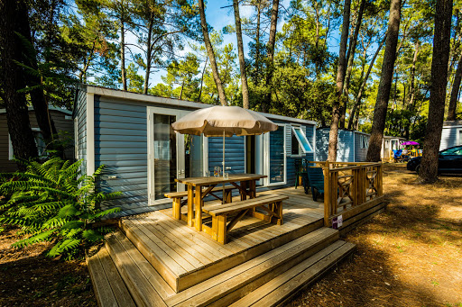 Réservez vos vacances dans le Sud de la France ! Camping 4* à Remoulins dans le Gard