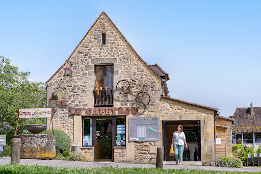 Le Camping le Capeyrou vous accueille à Beynac et Cazenac en Dordogne