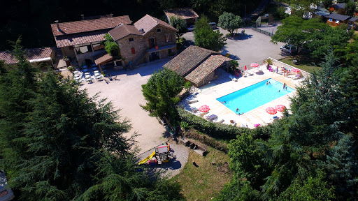 Camping du pont de Mercier à Thueyts en Ardèche.