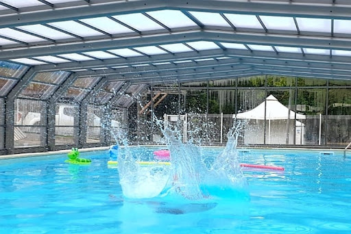 avec 2 piscines