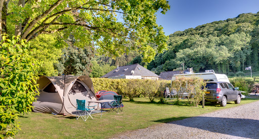 Séjournez au cœur de la baie Mont-St-Michel au camping Les Couesnons. Confort 4 étoiles