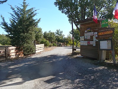 Au pied de la montagne de Lure